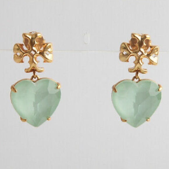 🆕Tory Burch Authentic Roxanne Gold Tone & Crystal Heart Earrings Soft Mint Green - Picture 10 of 12